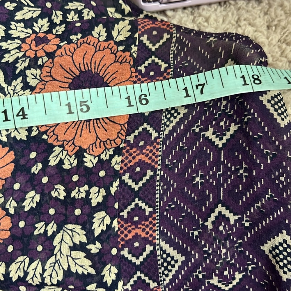 Joie v neck silk tunic floral top - Picture 9 of 11